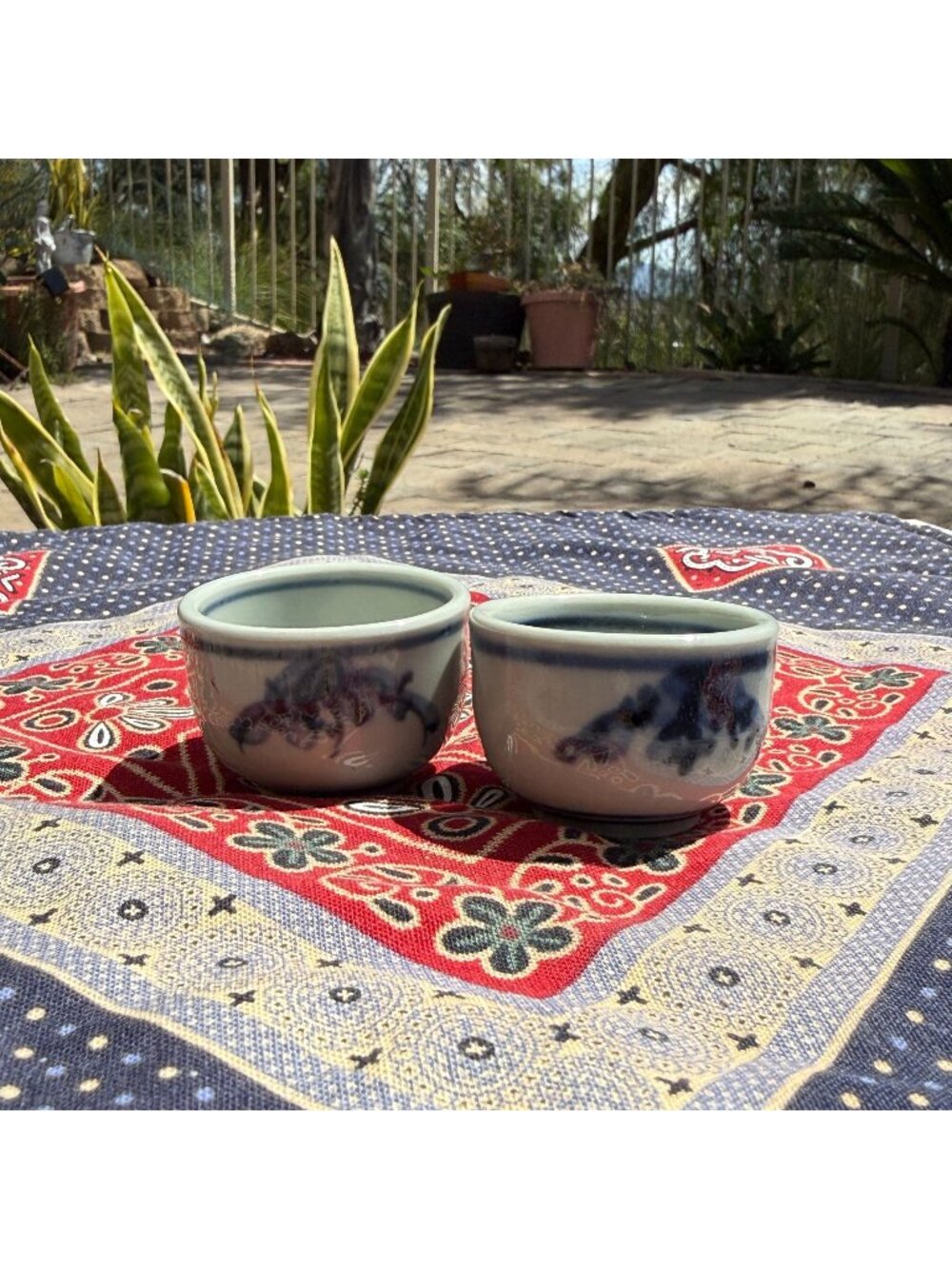 Japanese Vintage Set of 2 Blue/white brushed Floral tea sake cups